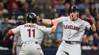 Guardians Overcome Rays in Late ALCS Opener, 7-3