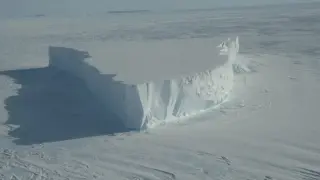 Britain-sized Antarctic Glacier Threatens Global Coasts