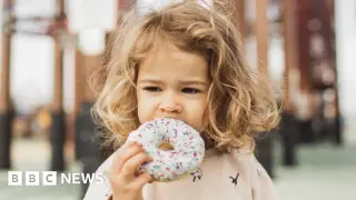Tiny sugar limits in infancy may lower dementia risk, study finds