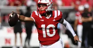 Nebraska’s 17-6 Lead Vanishes as Indiana’s Fourth-Quarter Surge Secures 20-17 Win