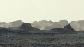 Curiosity Captures Dawn Over Ancient Martian Yardangs