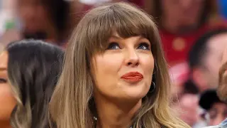 Spotify Color Cues Leave Swifties Guessing About a New Era