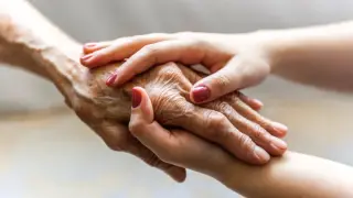 AI-designed drug hints at reversing aging signals in IPF patients