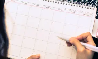 Paper Calendars Boost Memory Encoding More Than Digital Scheduling