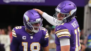 Vikings Complete Historic 39-22 Comeback Over Packers in First-Ever NFL Score