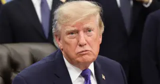 Bettors and Polls Point to Democratic Midterm Sweep Despite Internal Party Doubts