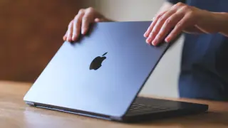 MacBook Screen Protectors Risk Damaging Anti-Reflective Coatings and Hinges