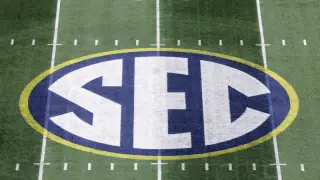 SEC to honor court ruling on ex-NFL players' college eligibility