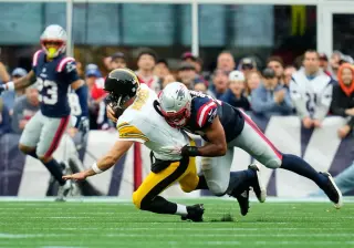 Steelers' Week 2 Report Card: Receivers and O-Line Earn F's in Patriots Loss