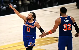 Knicks’ No-Ego Formula Nears Historic Title