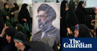 Trump nudges toward Iran peace deal amid GOP backlash and high-stakes diplomacy
