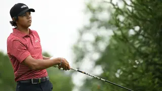 Camera Shutter Disrupts Charlie Woods' Backswing at U.S. Junior Championship