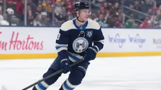 Blue Jackets lock in Charlie Coyle on six-year, $36M extension