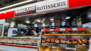 Costco Brings Back Fan-Favorite Pot Pie and Shepherd's Pie for Fall