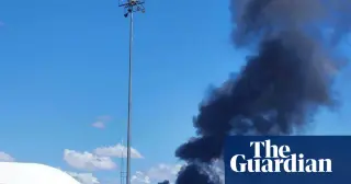 Two Navy jets collide at Idaho air show; crew eject safely and base lockdown begins
