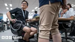 Tokyo Tests Shorts at Work as Heat Rises, Sparking Dress-Code Debate
