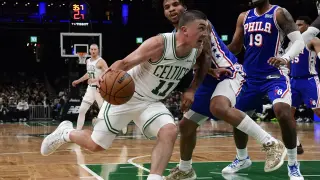 Pritchard Signs Two-Year Extension With Celtics, Securing Role in New Era