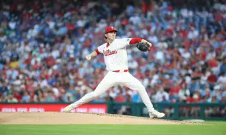 Painter's hamstring tightness sidelines Phillies starter after four innings