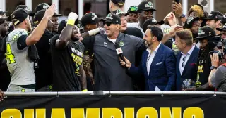 Louisville Kings seal the city’s first pro football triumph in style