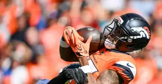 Broncos stun Jaguars with late 14-point rally and stifling defense