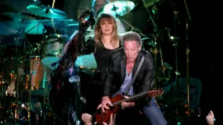 Fleetwood Mac Reunion Gains Momentum as Buckingham and Nicks Reconnect