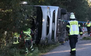 Filipino Tour Bus Overturns Near Munich, Killing Two and Injuring 19