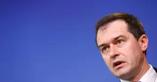 EU offers Ukraine short-term perks as full membership remains distant