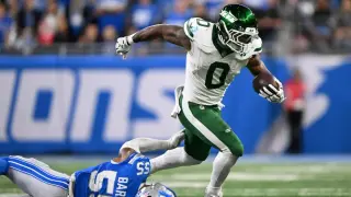 Achane's ACL and Hall's Thigh Force Fantasy Managers to Prioritize Allen, Kamara
