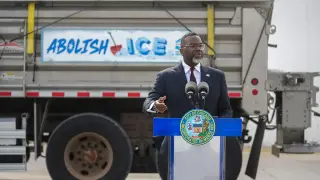 Chicago Uses City Contracts to Push Diversity and ICE-Related Disclosures