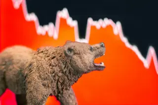 Markets Hover Near Record Valuations, Echoing the Dot-Com Era