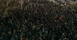 Nightfall crackdown in Mashhad: witnesses recount gunfire amid internet blackout