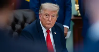 Iran endgame frictions, Bordeaux wildfires, and a Dulles makeover lead the Morning Rundown