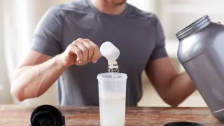 New Trial Shows Creatine Boosts Strength in Sedentary Adults, But Experts Warn It Is Not a Substitute for Exercise