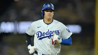 2026 MLB Division Series: Early Results and Analyst Predictions