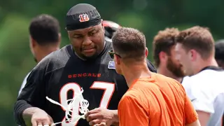 Dexter Lawrence Dominates Bengals Camp, Forcing Early Adjustments