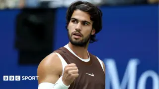 Alcaraz Clinches Opening Set as US Open Day Six Heats Up