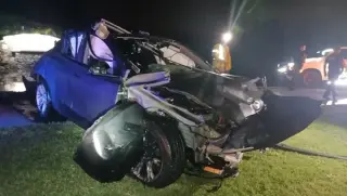 Florida Man Dies After Tesla Autopilot Crashes Into Utility Box, Plunges Into Pond