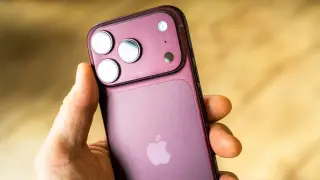 T-Mobile Offers Near-Free iPhone 18 Pro Amid CNET’s Hardware Comparison