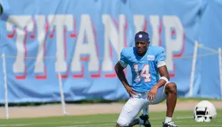 Chicago-born Carnell Tate shines for Bears against Titans