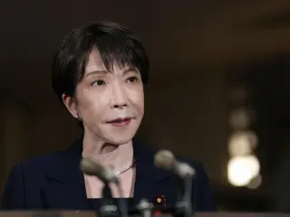 Japan mends fences with Beijing talks to defrost China rift