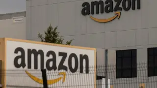 Pregnant Amazon Workers Allege Denied Breaks and Seating in Nationwide Suit