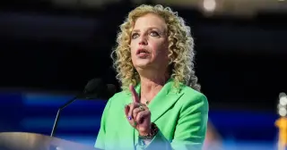 Wasserman Schultz Clinches Dem Nomination as Trump-Backed GOP Flops in Florida Primaries