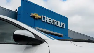GM Q3 sales fall 5.5% as EV demand collapses, while Toyota gains ground