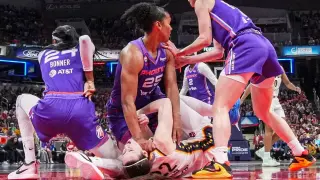 Court Clash Sparks GOP Critique Over WNBA’s Treatment of Caitlin Clark