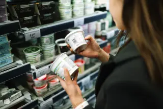 Protein Showdown: Cottage Cheese vs Greek Yogurt
