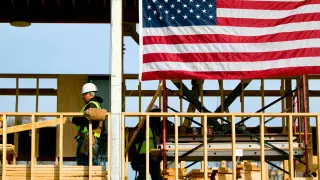 AI Buildout Fuels U.S. Skilled-Trades Surge