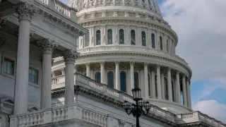 Betting markets and polls converge on Democratic House win, but Senate remains a coin toss