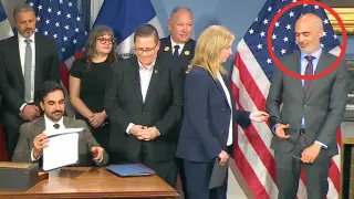 9/11 Pen Hand-Off Sparks Backlash for NYC Mayor