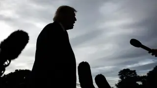Bipartisan lawmakers challenge legality of new taxpayer-funded Trump ads ahead of midterms