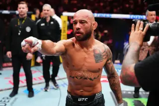 Silva Overcomes Brutal Training Camp to Sub Delgado at Noche UFC